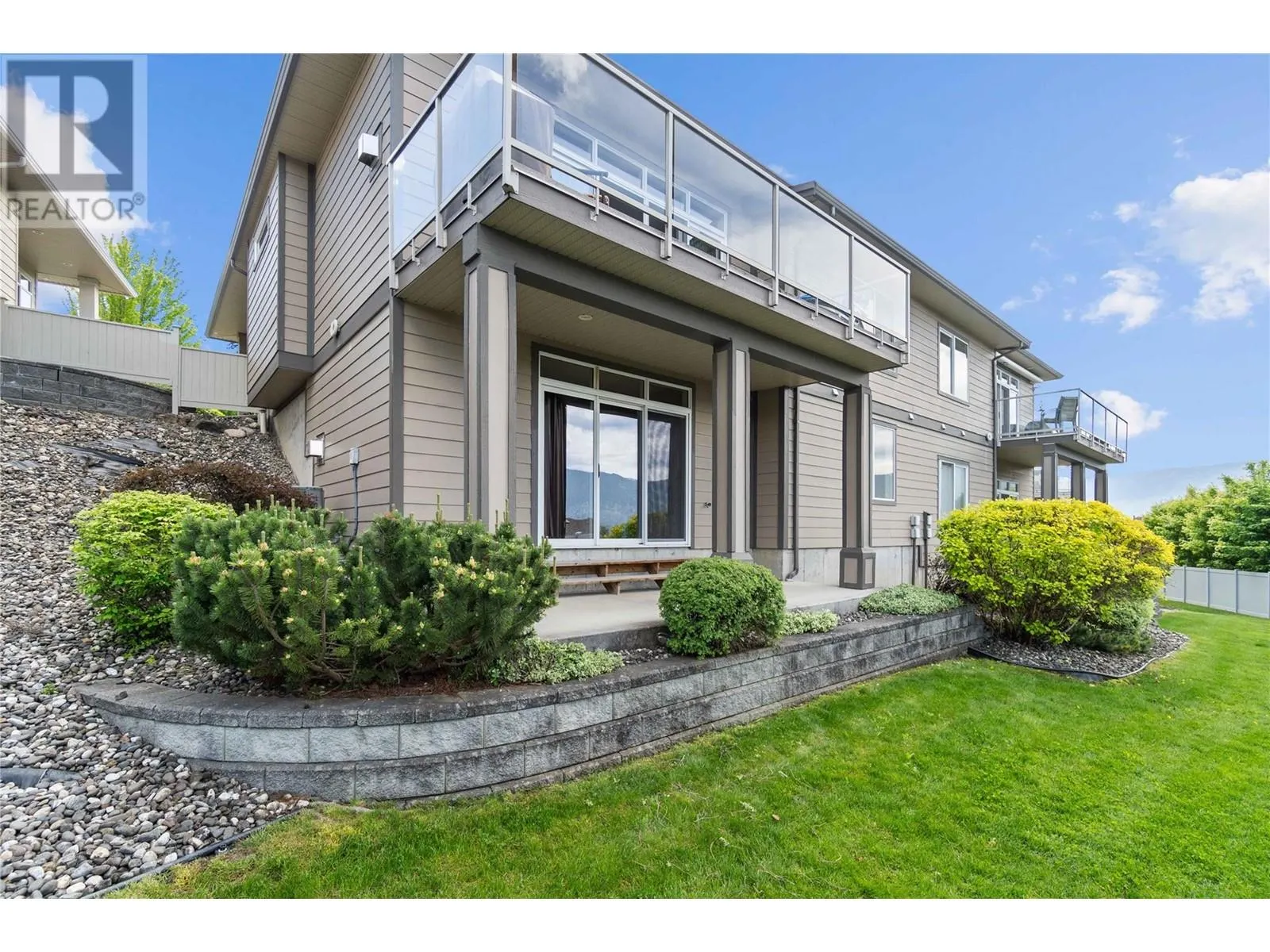 1431 Auto Road SE Unit# 4