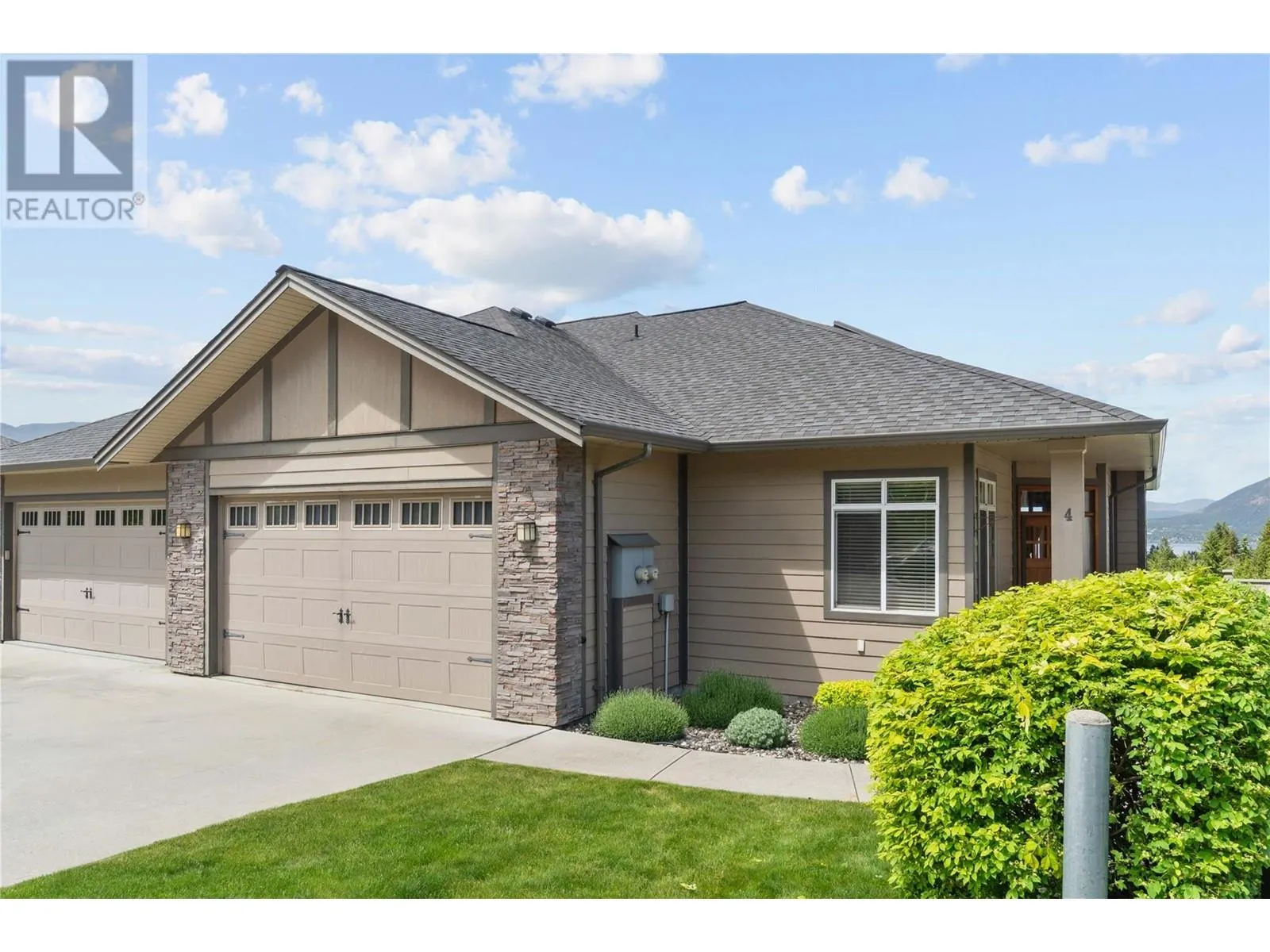 1431 Auto Road SE Unit# 4