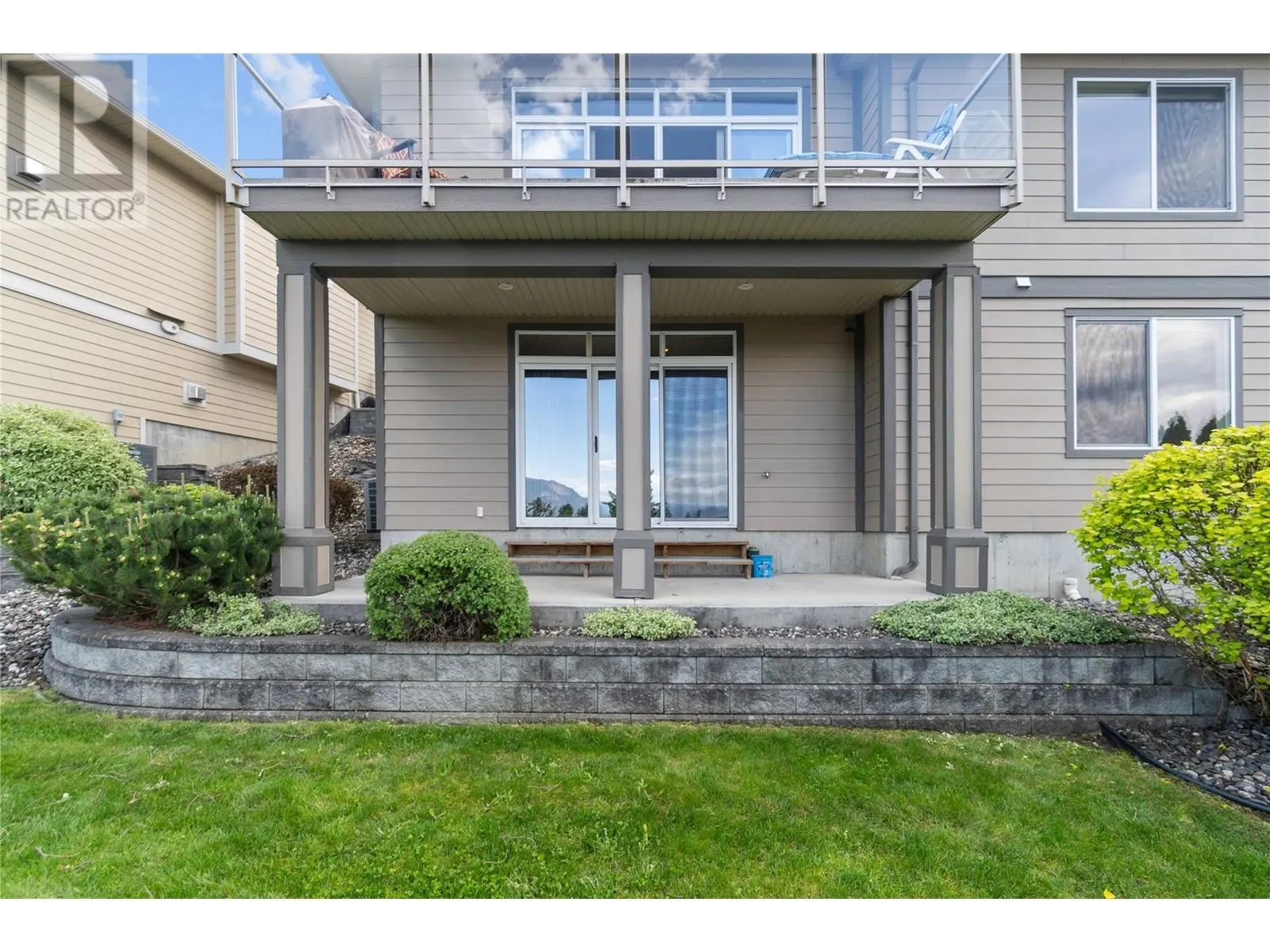 1431 Auto Road SE Unit# 4