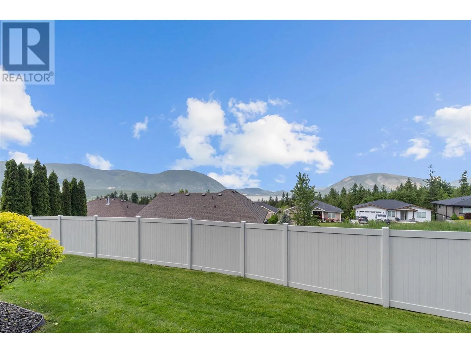 1431 Auto Road SE Unit# 4