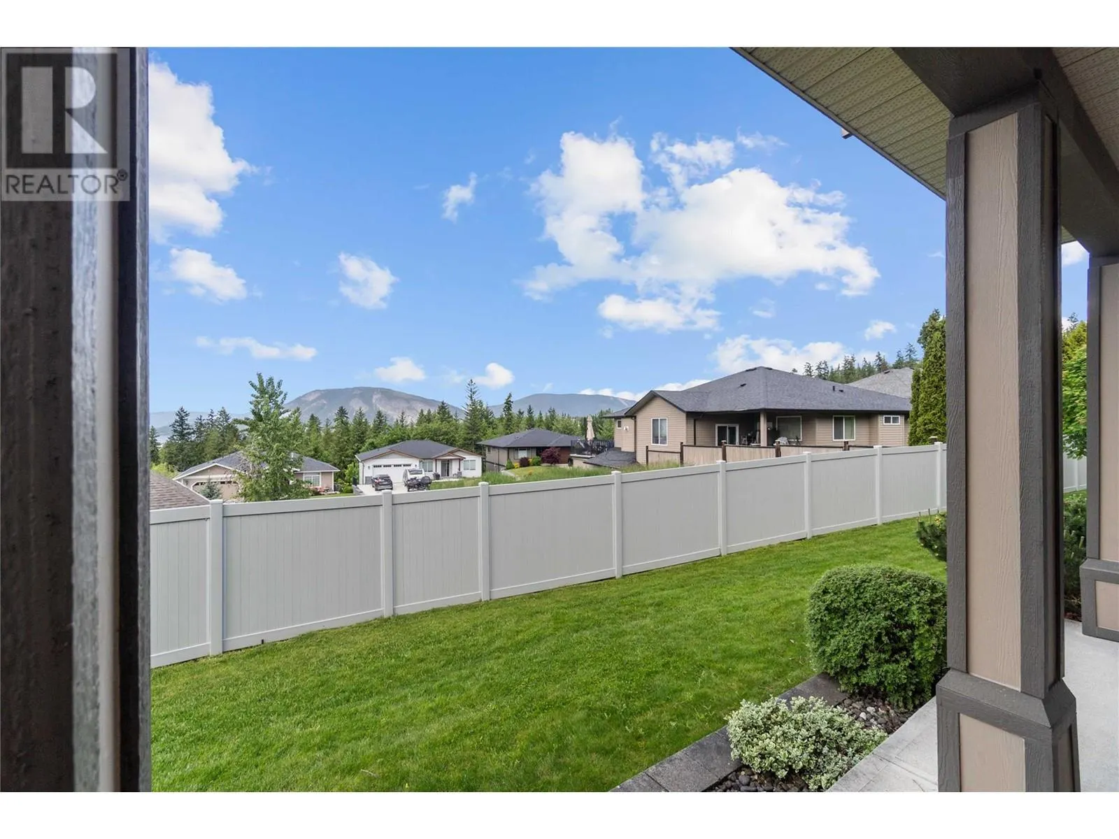 1431 Auto Road SE Unit# 4