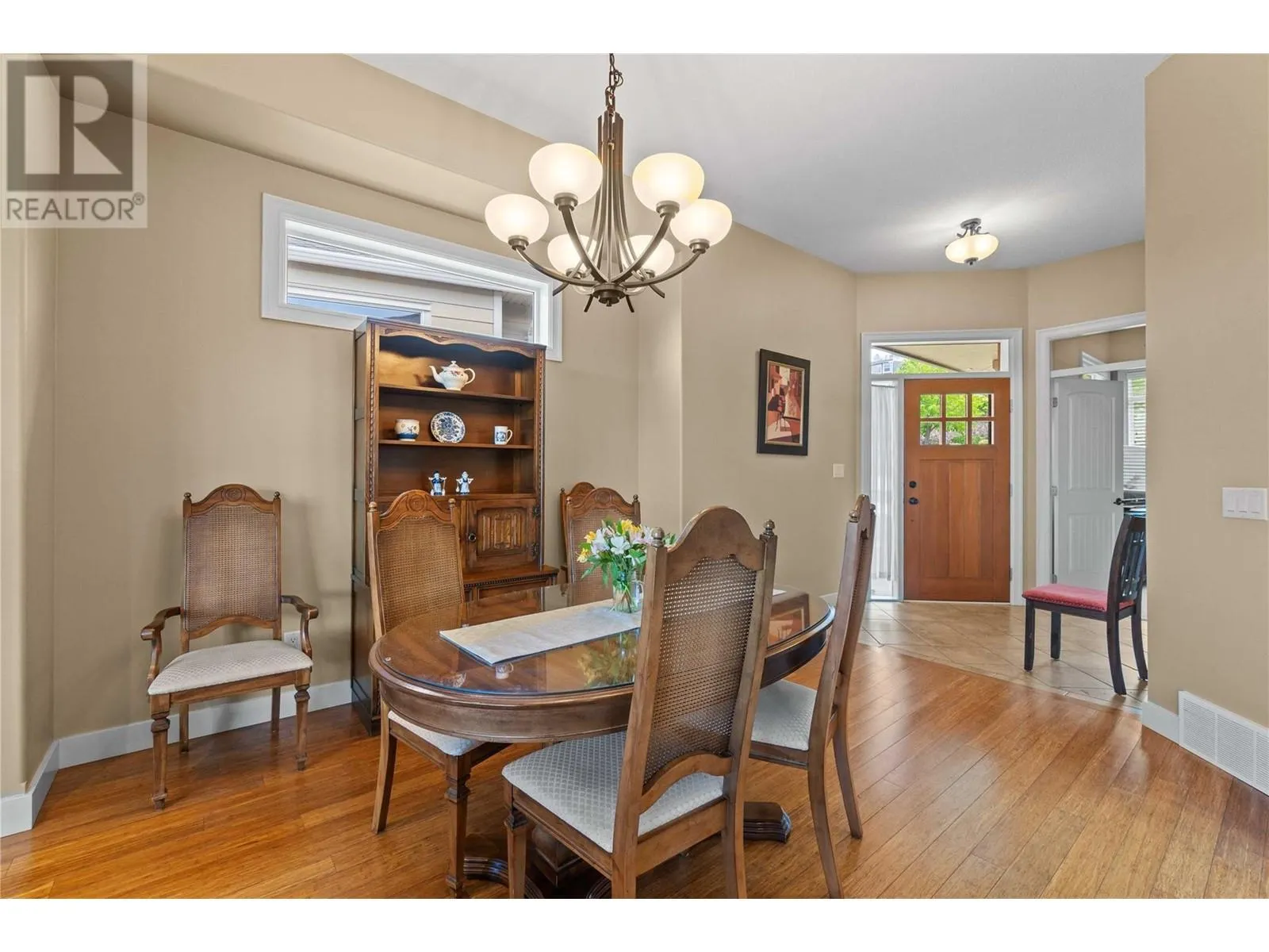 1431 Auto Road SE Unit# 4