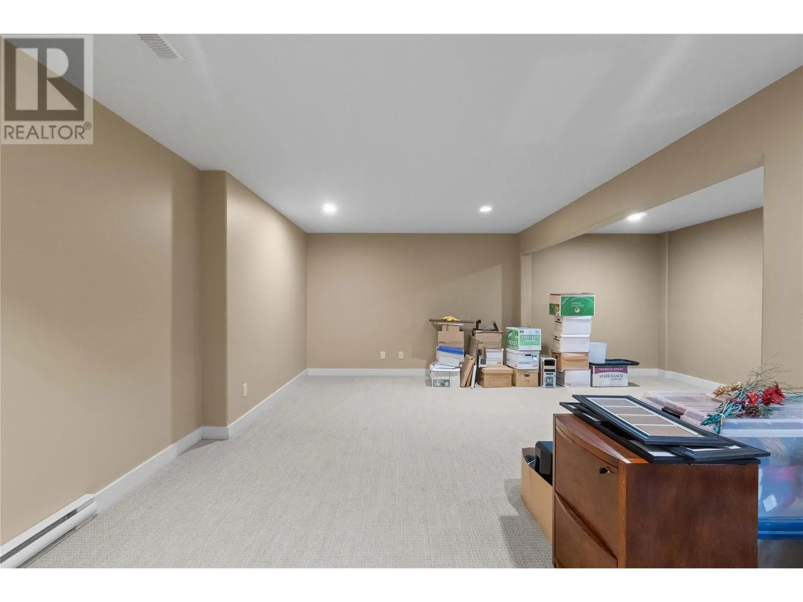 1431 Auto Road SE Unit# 4