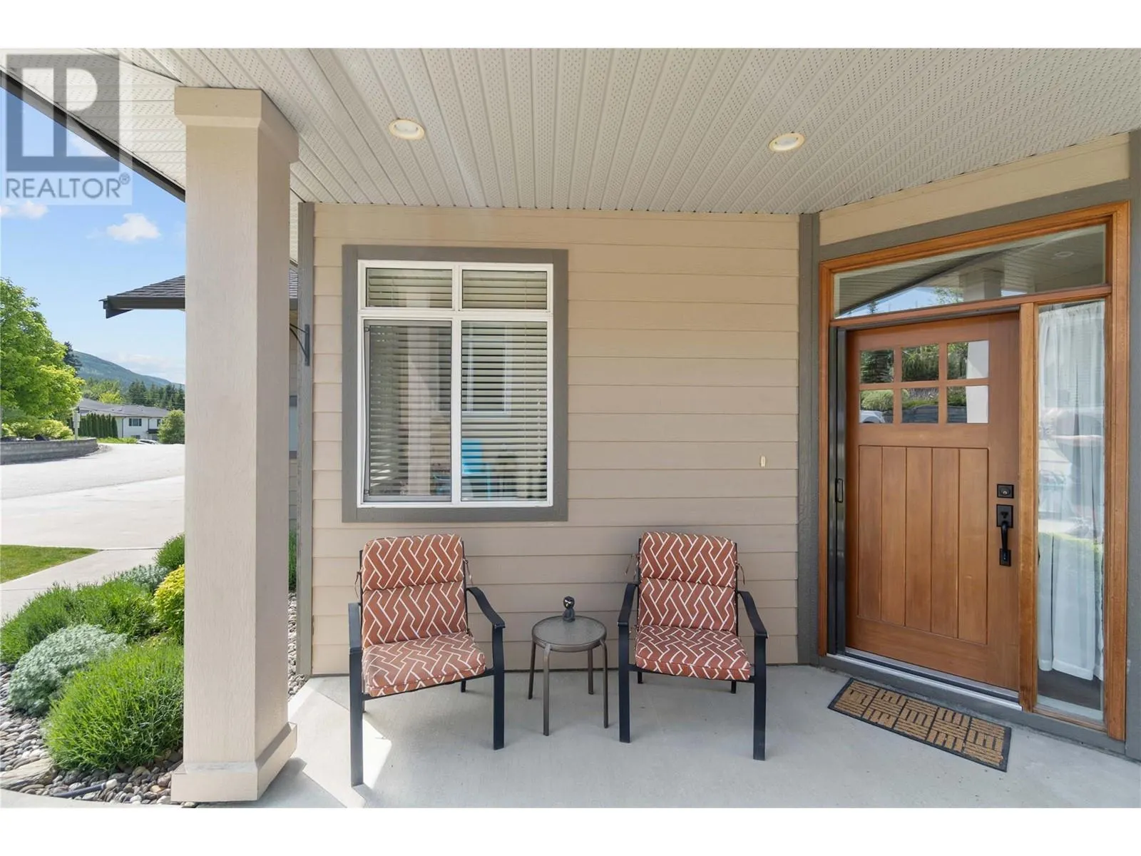 1431 Auto Road SE Unit# 4