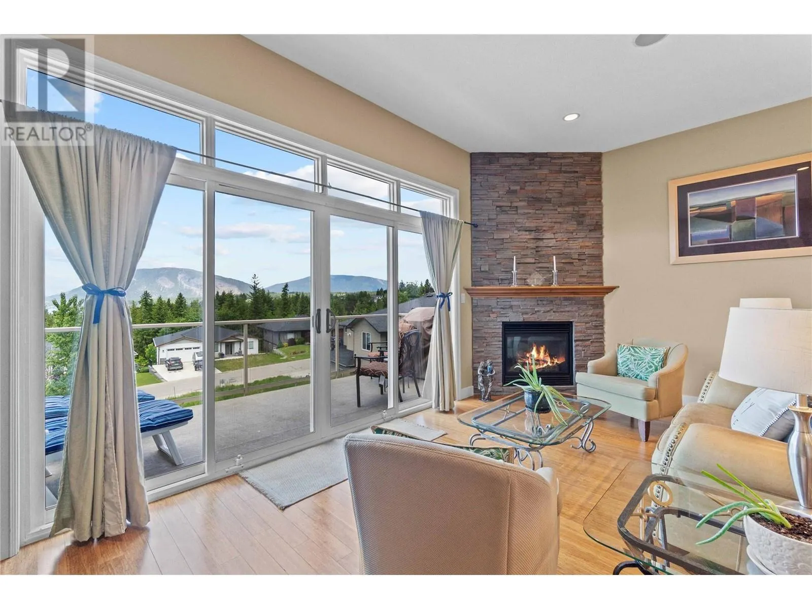1431 Auto Road SE Unit# 4