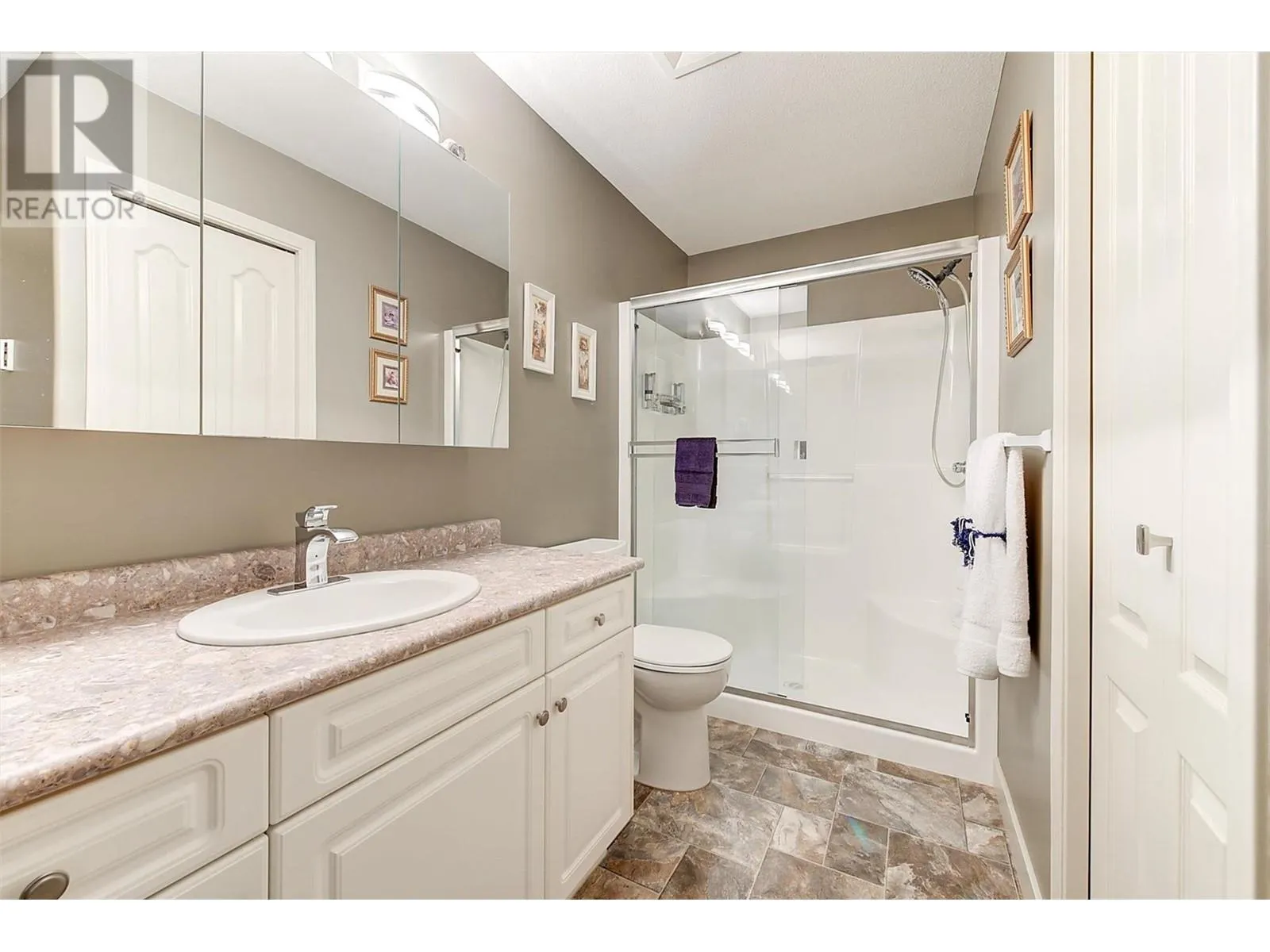 2300 Benvoulin Road Unit# 102