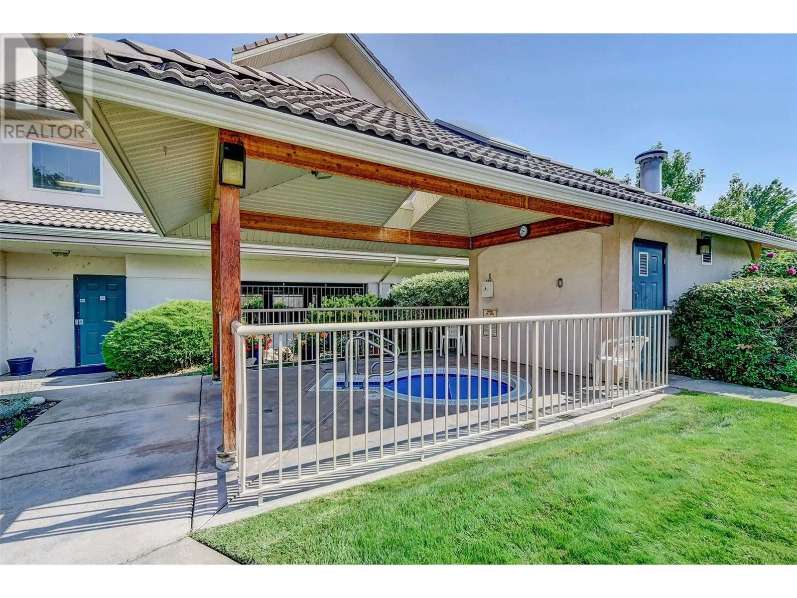 2300 Benvoulin Road Unit# 102