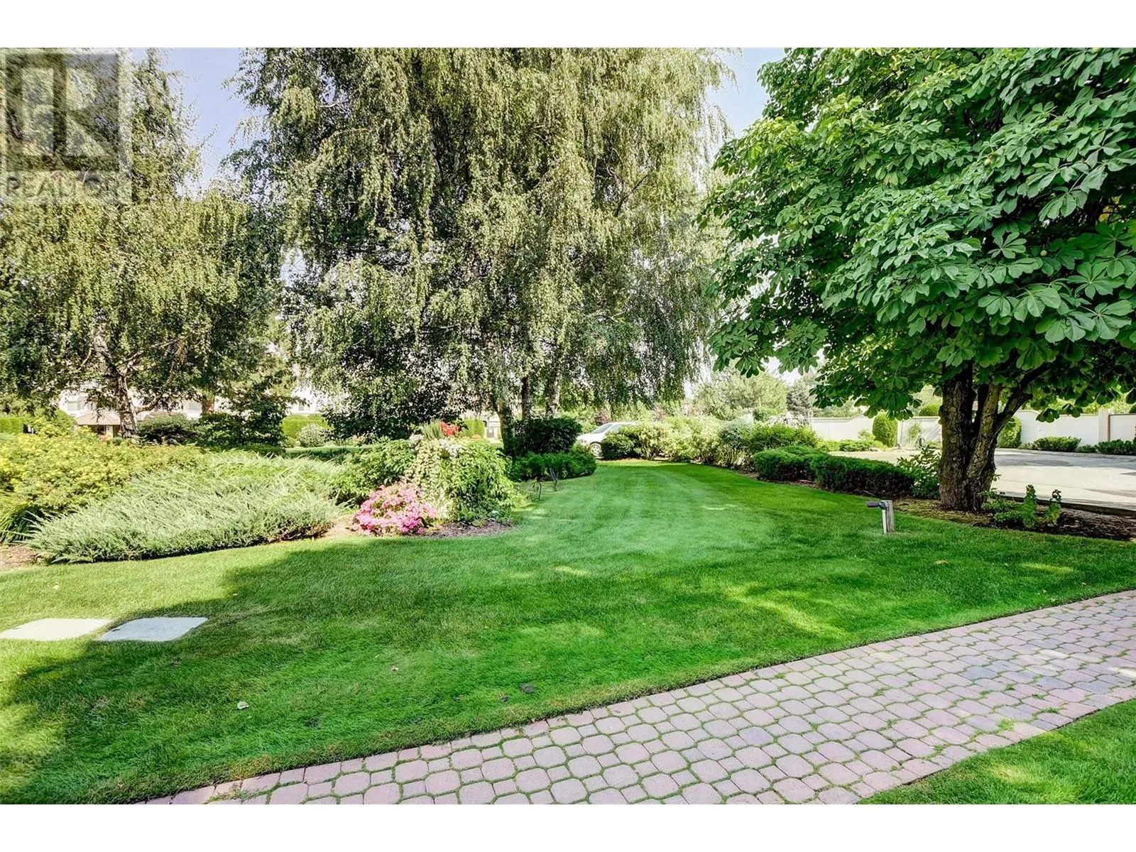 2300 Benvoulin Road Unit# 102