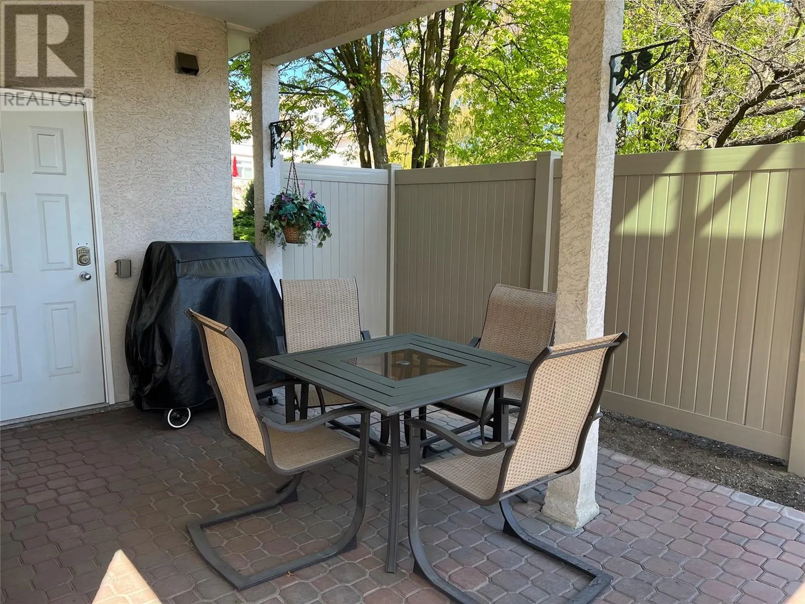 2300 Benvoulin Road Unit# 102