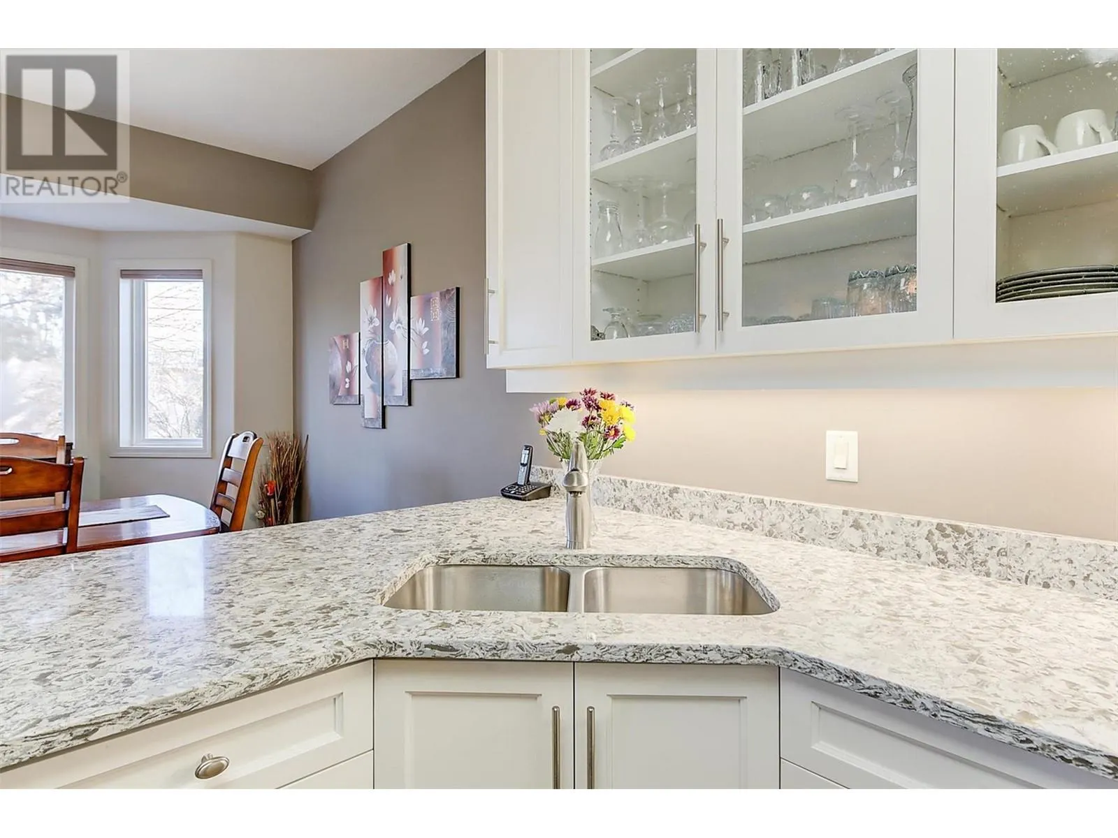 2300 Benvoulin Road Unit# 102