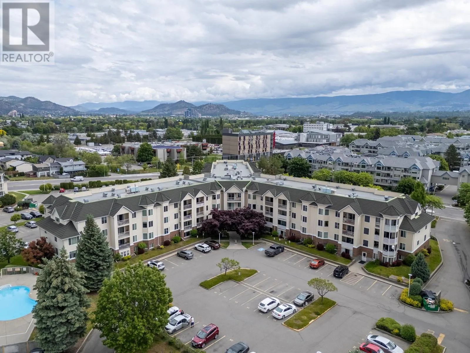 3160 Casorso Road Unit# 313