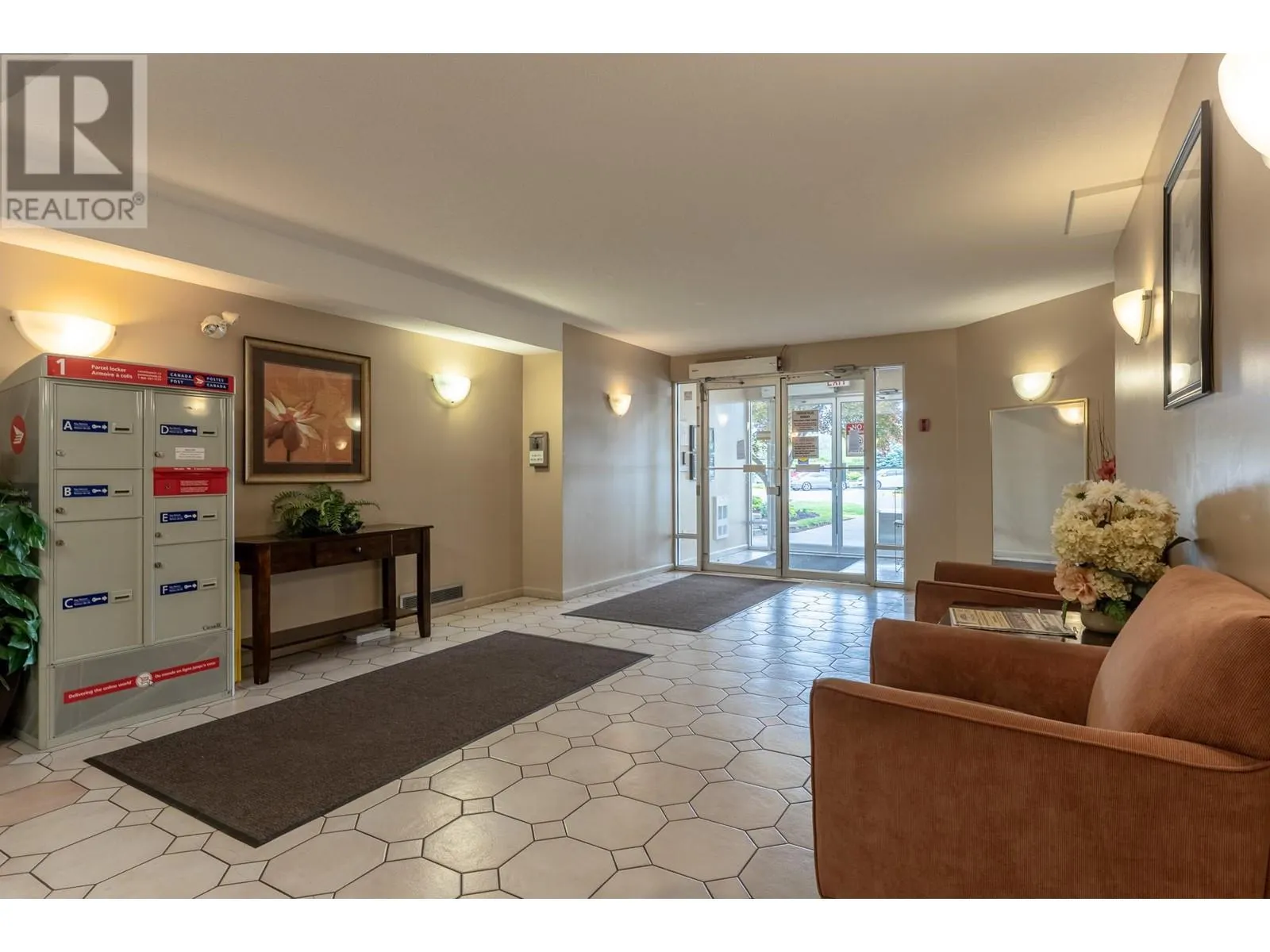 3160 Casorso Road Unit# 313