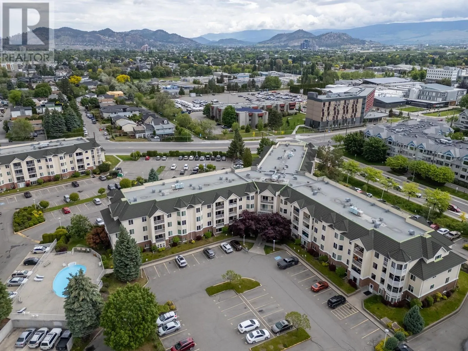 3160 Casorso Road Unit# 313