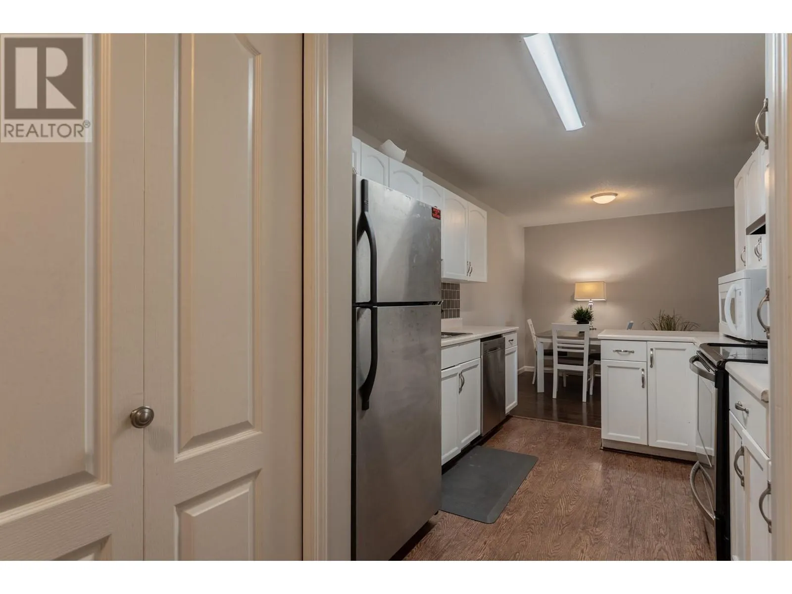 3160 Casorso Road Unit# 313