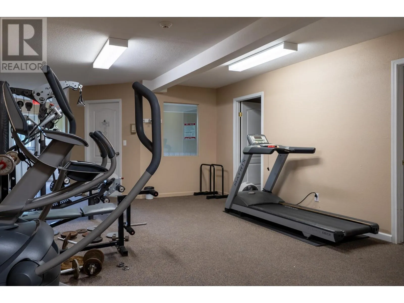 3160 Casorso Road Unit# 313