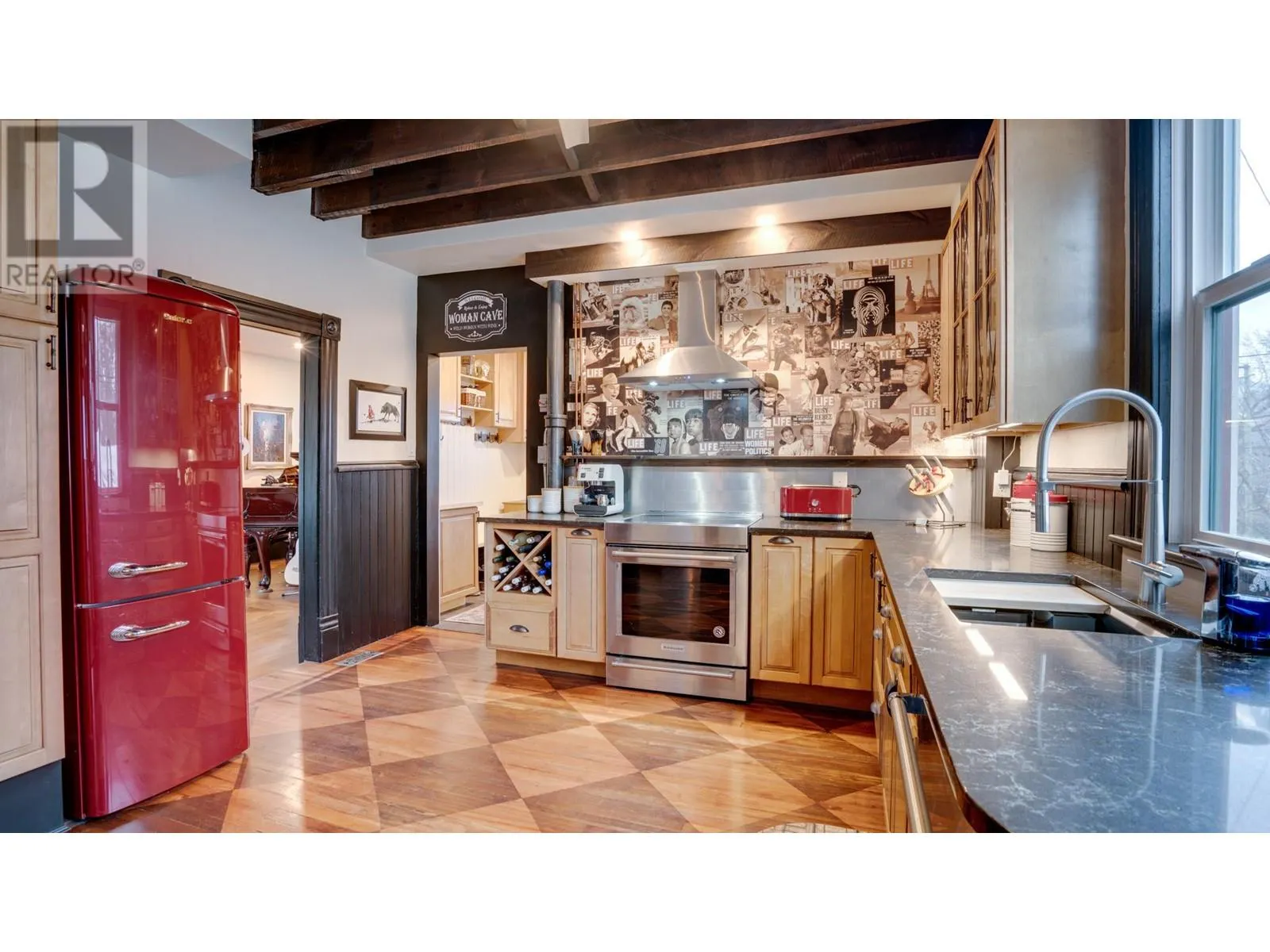 3102 Pleasant Valley Road
