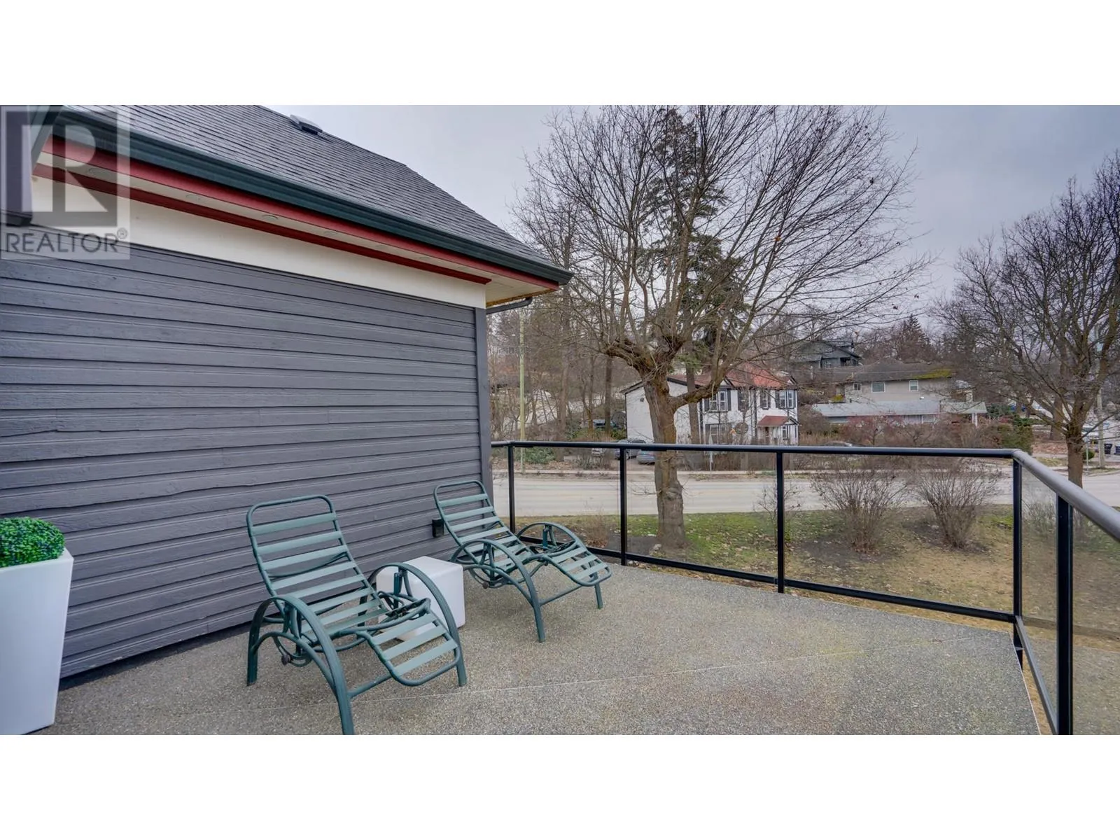 3102 Pleasant Valley Road