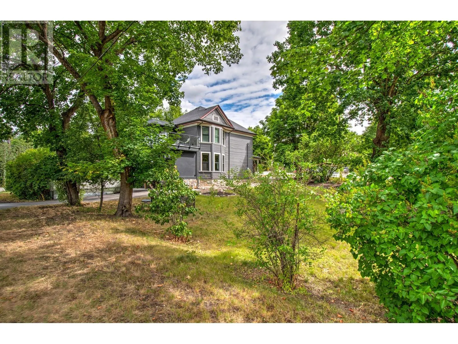 3102 Pleasant Valley Road