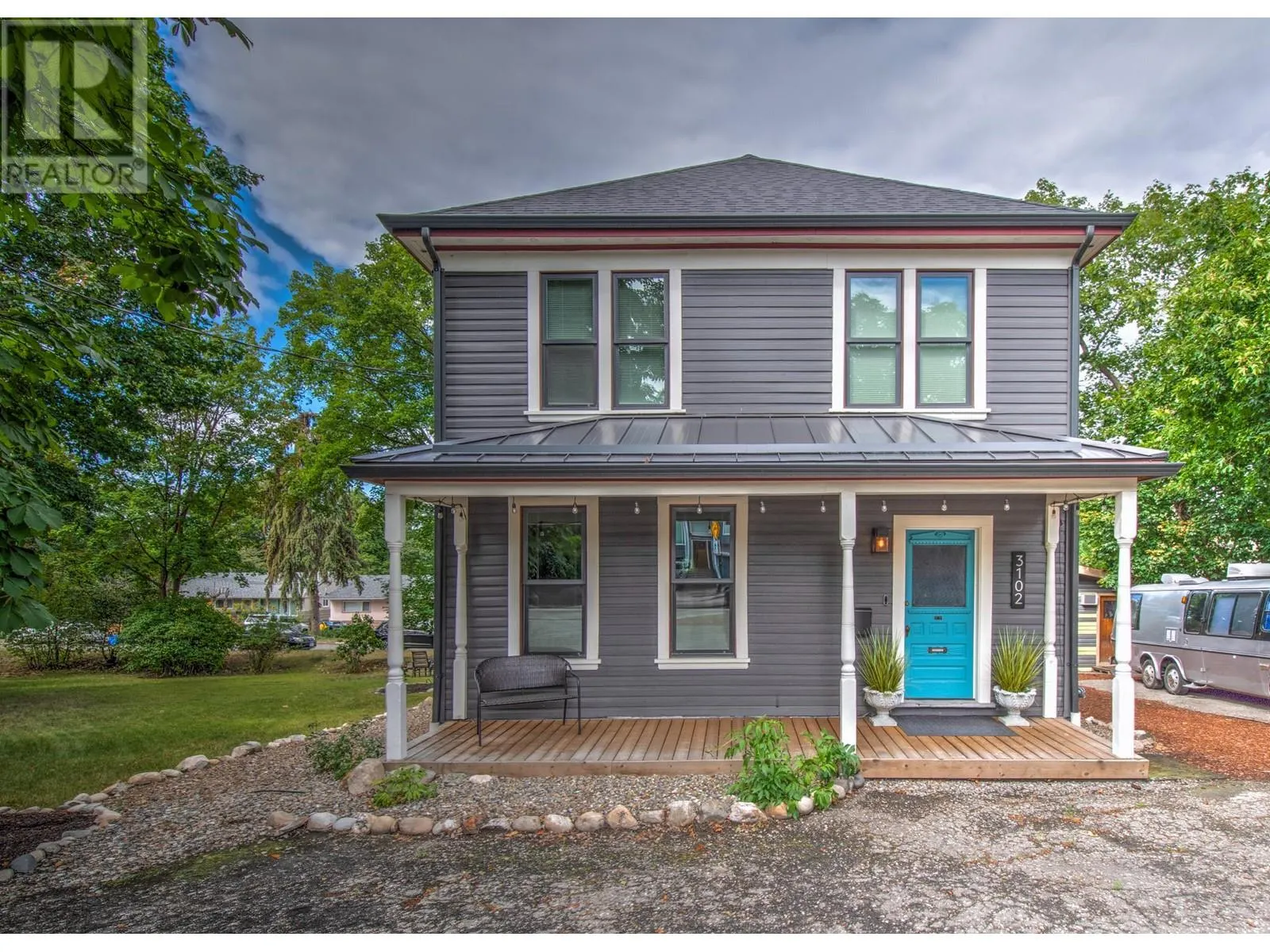 3102 Pleasant Valley Road