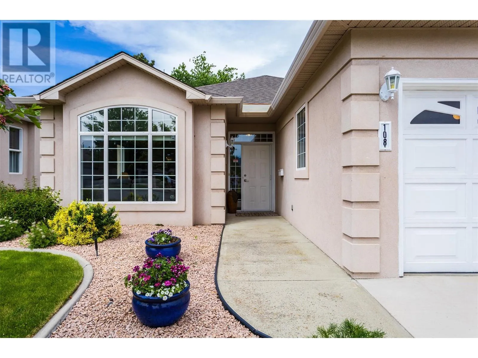 3360 Old Okanagan Highway Unit# 108