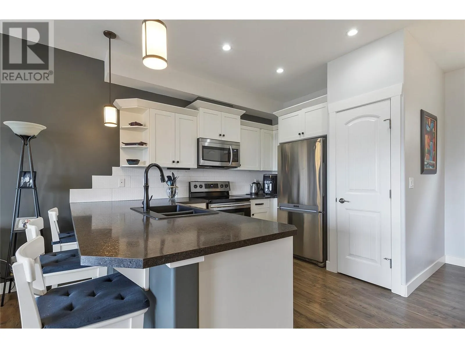 1040 Mt.Revelstoke Place Unit# 29