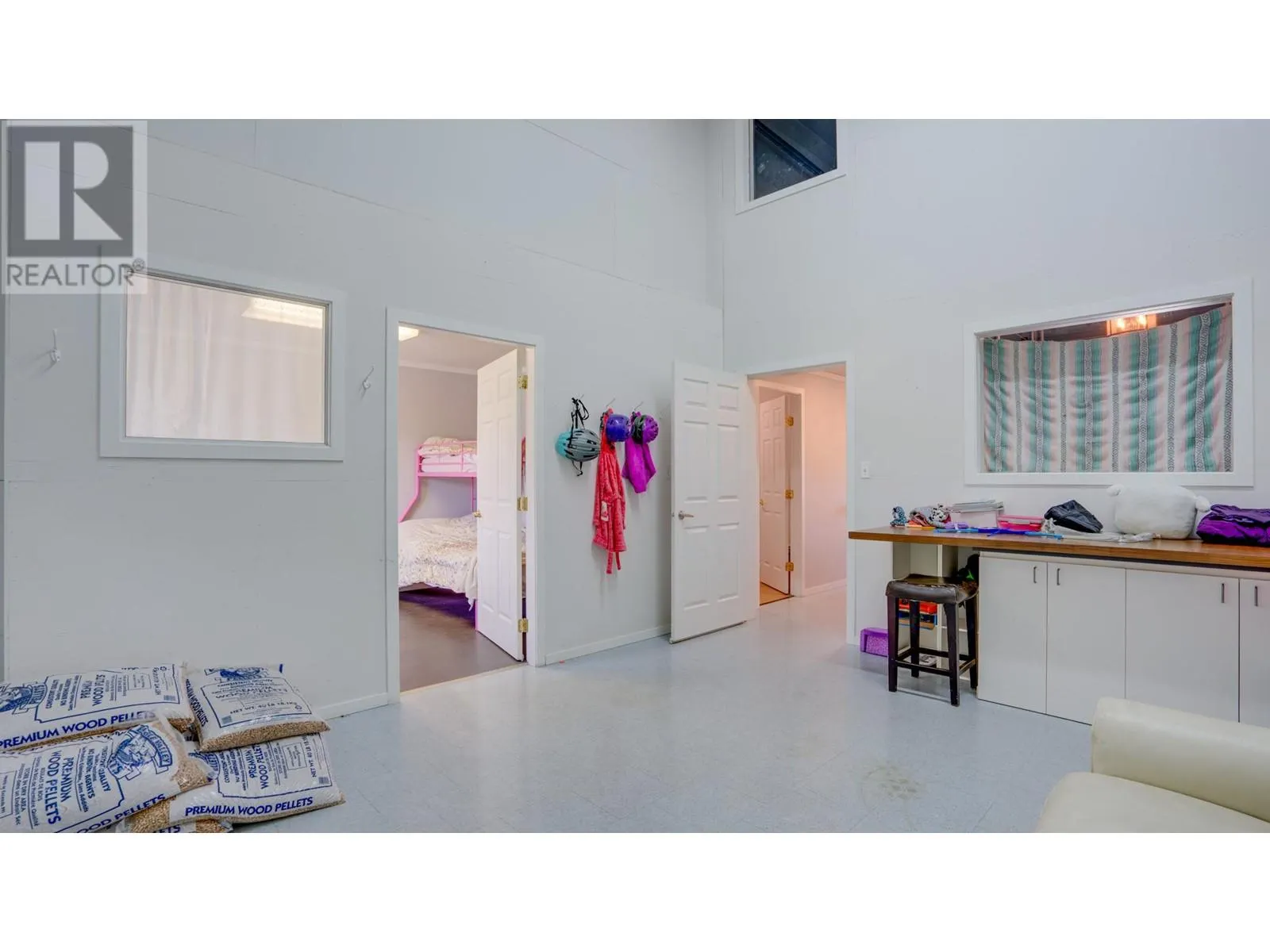 4767 Grandview Flats N Road