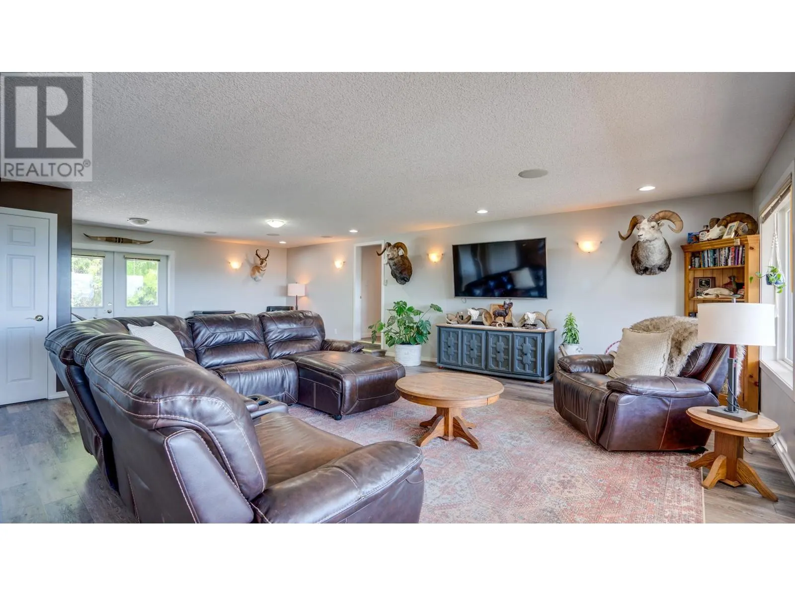 4767 Grandview Flats N Road