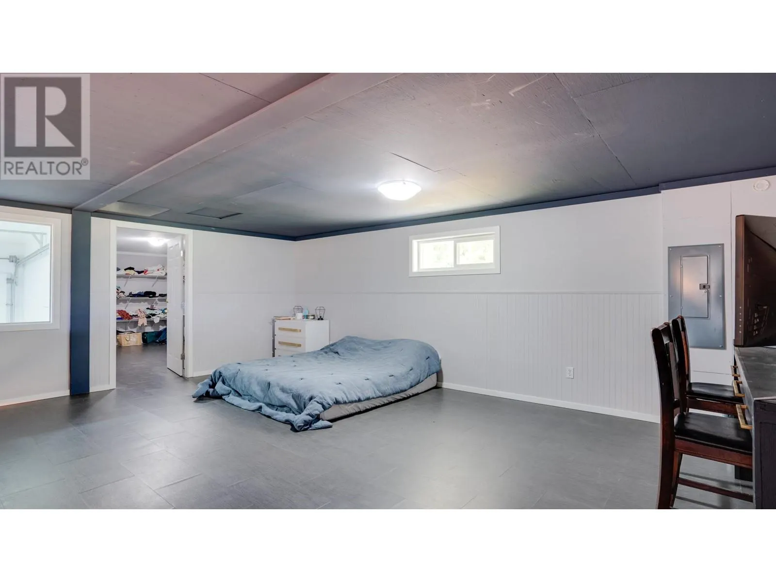 4767 Grandview Flats N Road