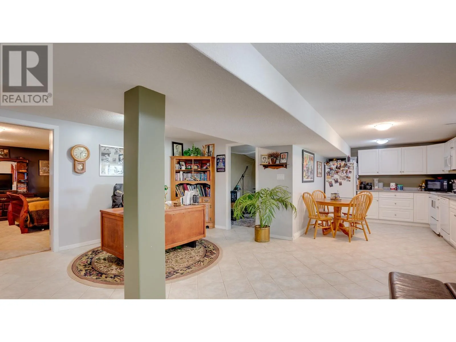 4767 Grandview Flats N Road
