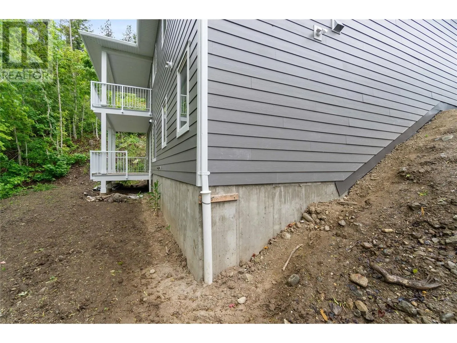 806 Cliff Avenue Unit# 104