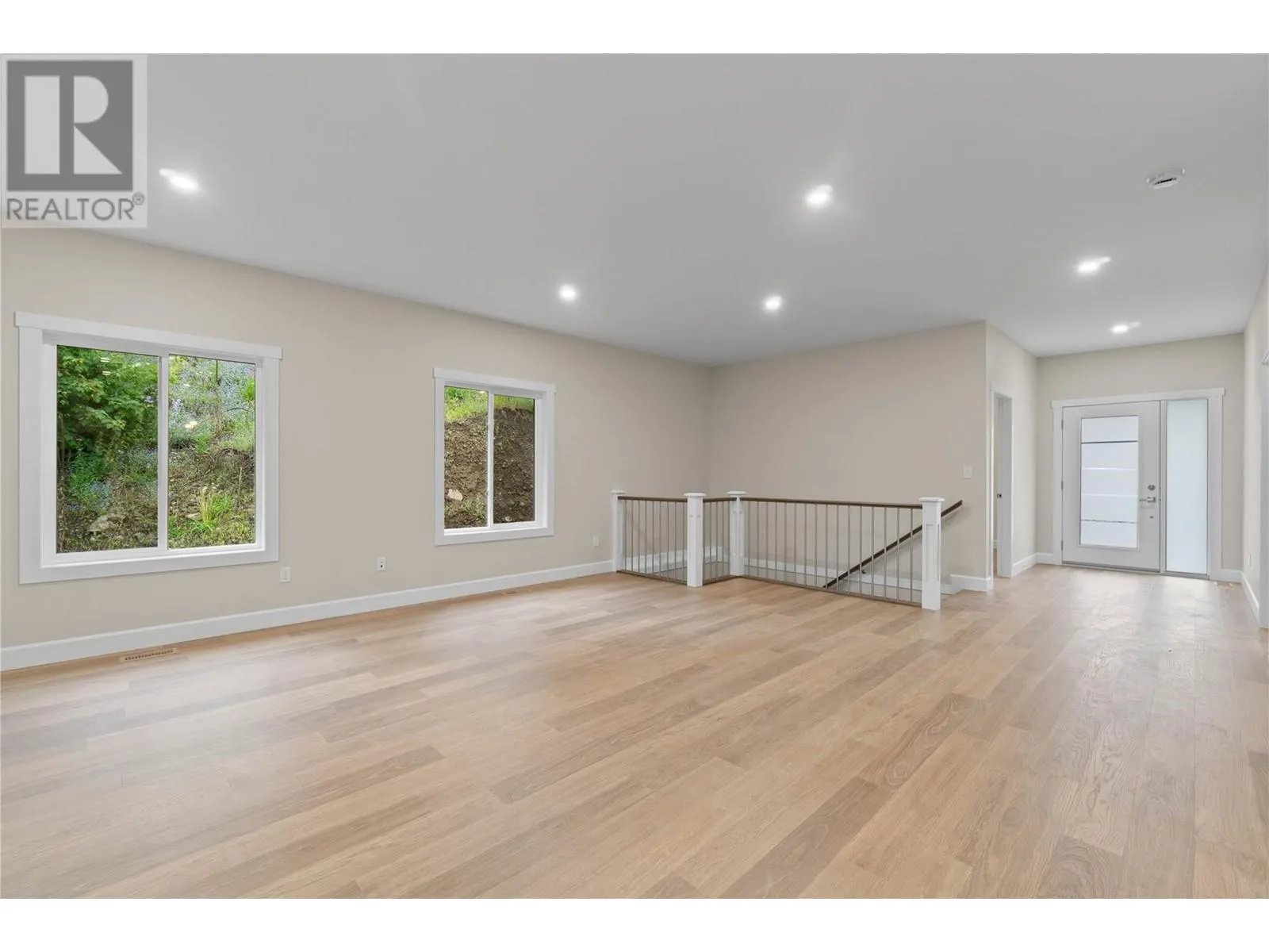 806 Cliff Avenue Unit# 104