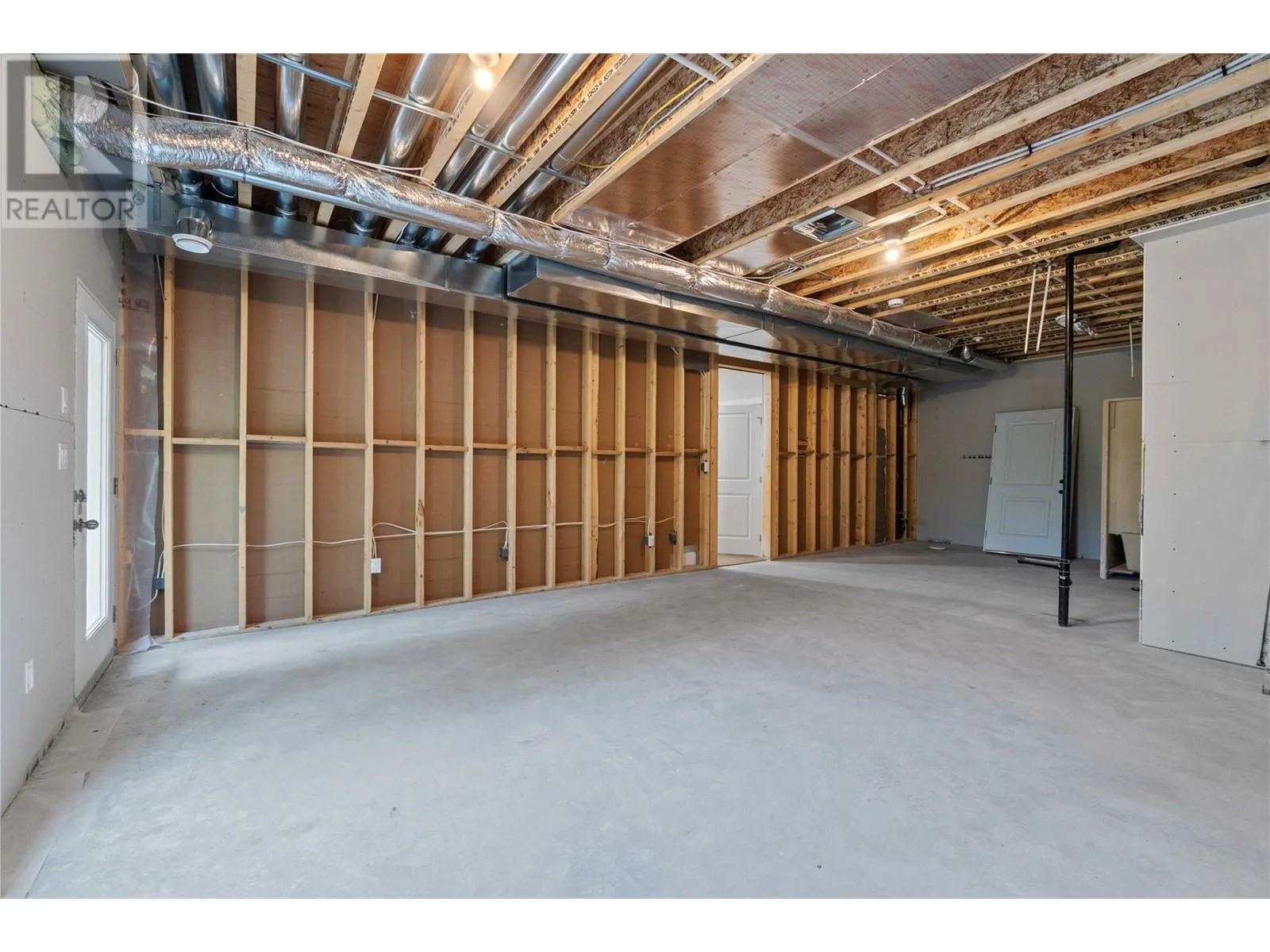 806 Cliff Avenue Unit# 104