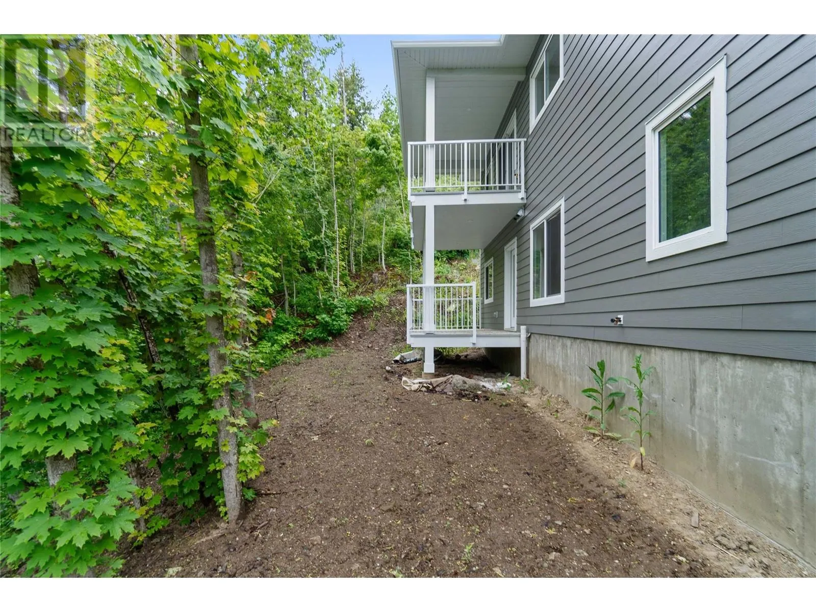 806 Cliff Avenue Unit# 104