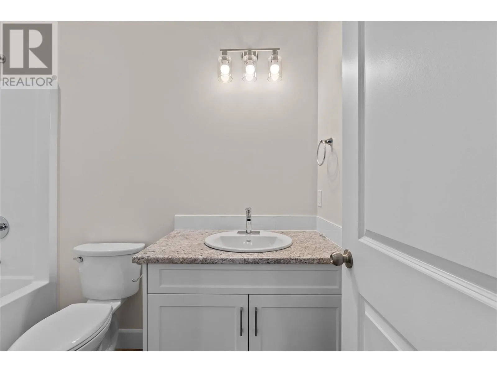 806 Cliff Avenue Unit# 104