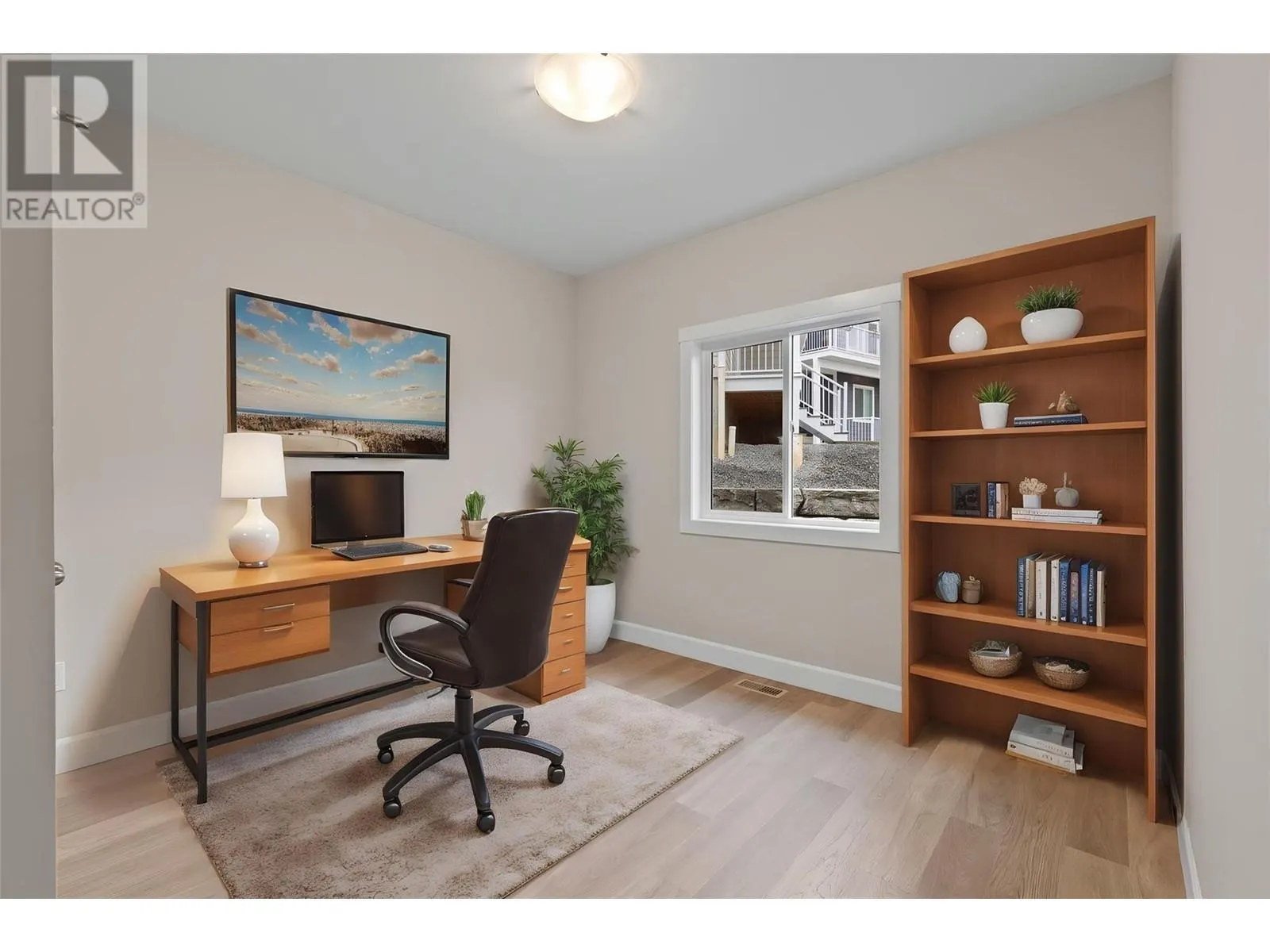 806 Cliff Avenue Unit# 104