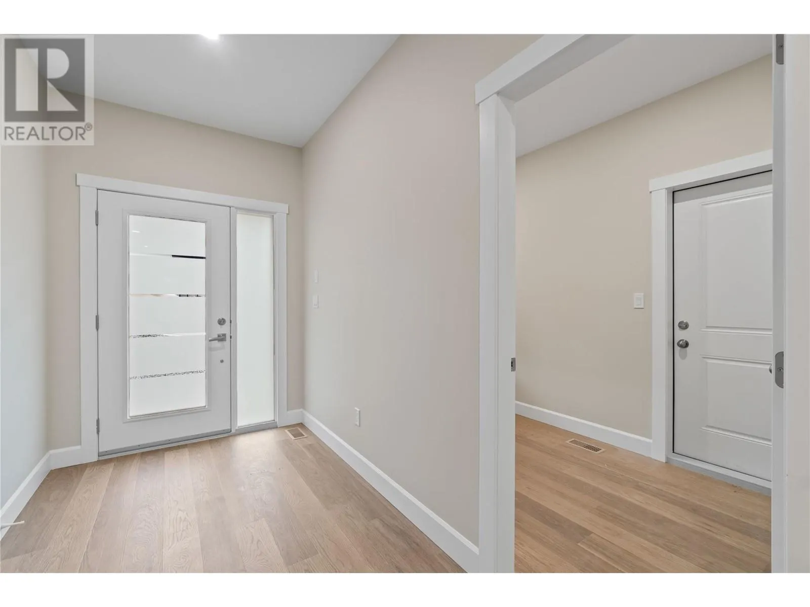 806 Cliff Avenue Unit# 104