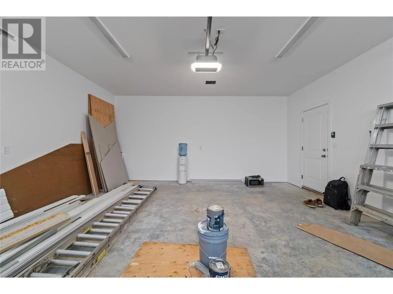 806 Cliff Avenue Unit# 104