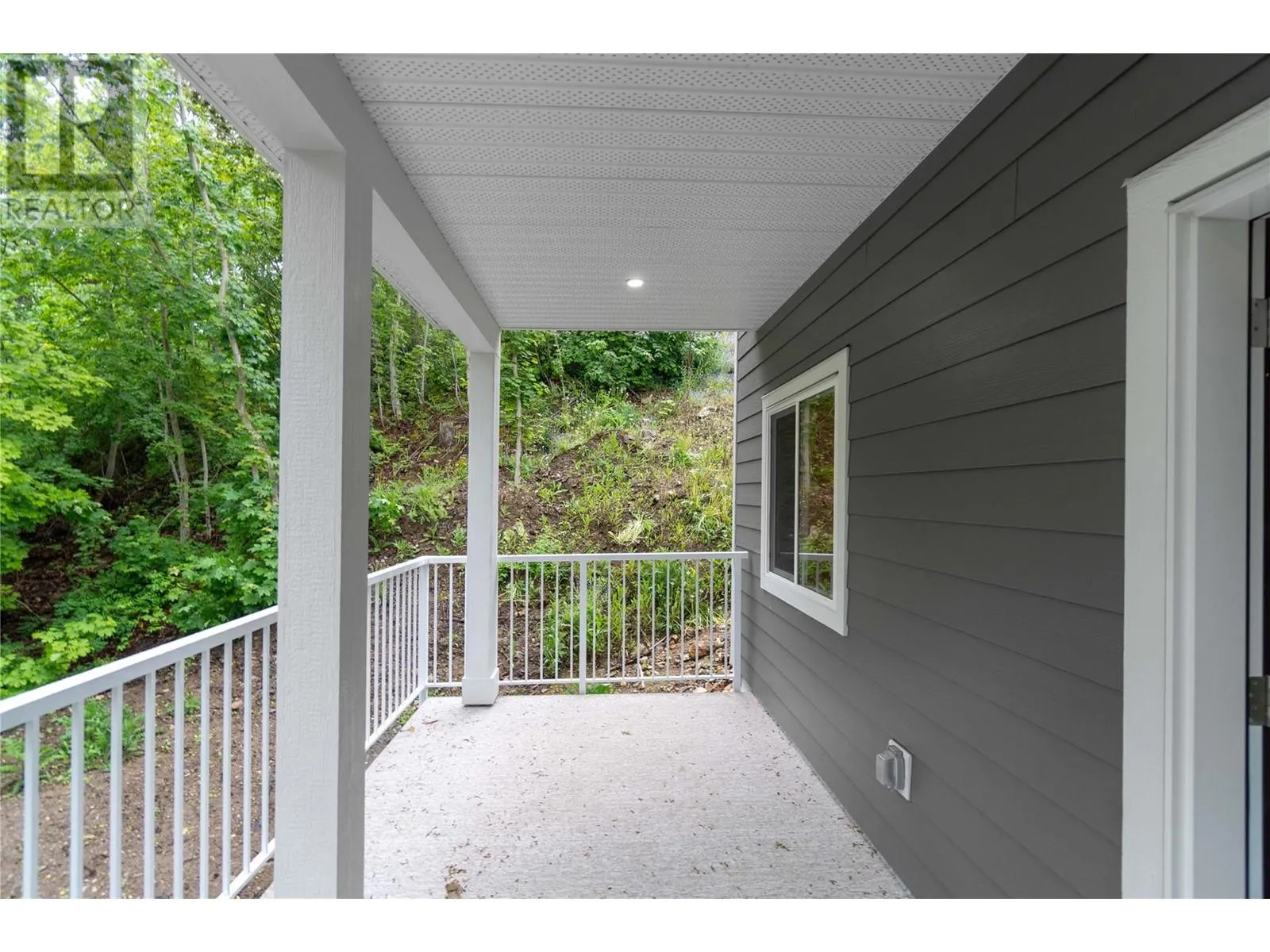 806 Cliff Avenue Unit# 104