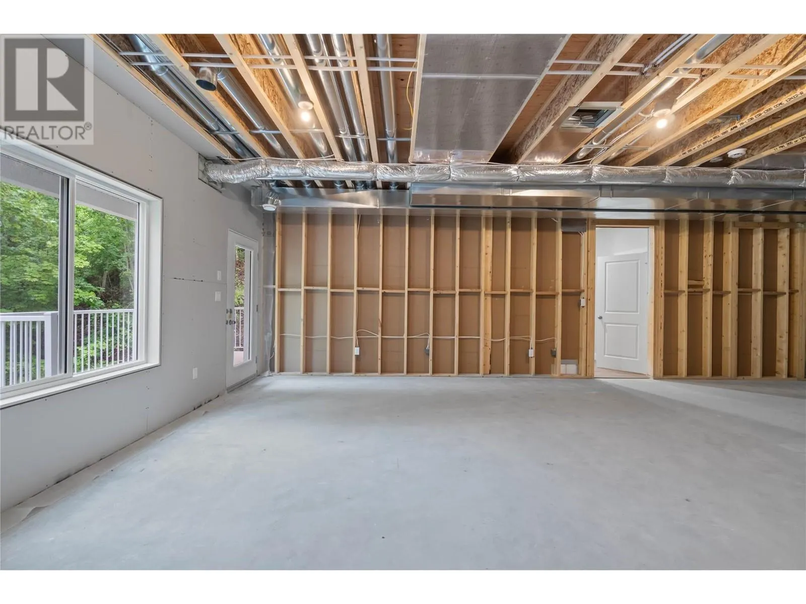 806 Cliff Avenue Unit# 104
