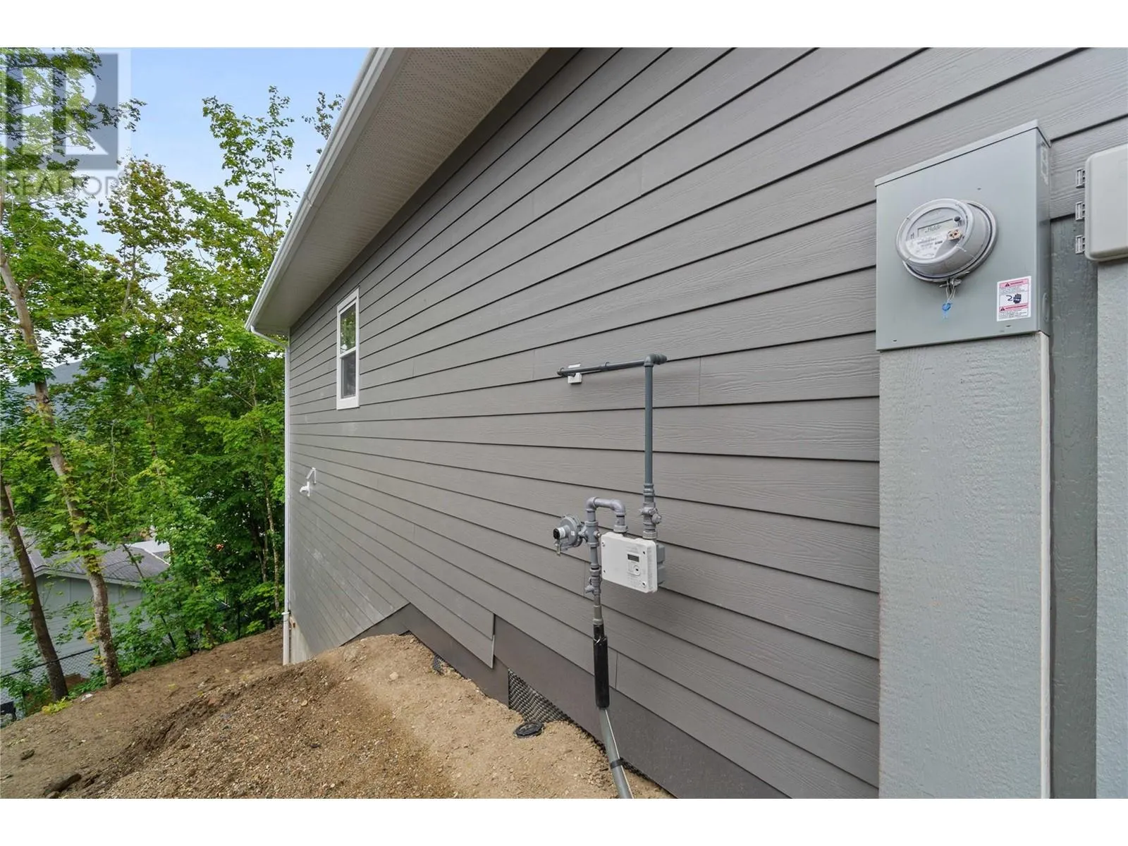 806 Cliff Avenue Unit# 104