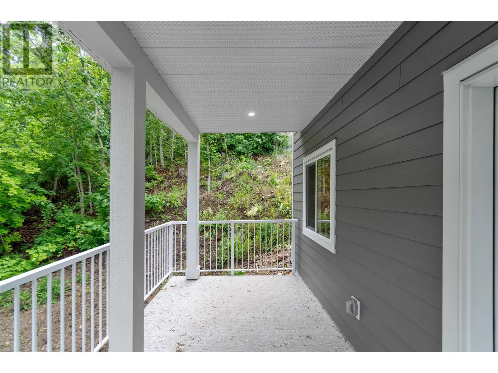 806 Cliff Avenue Unit# 104