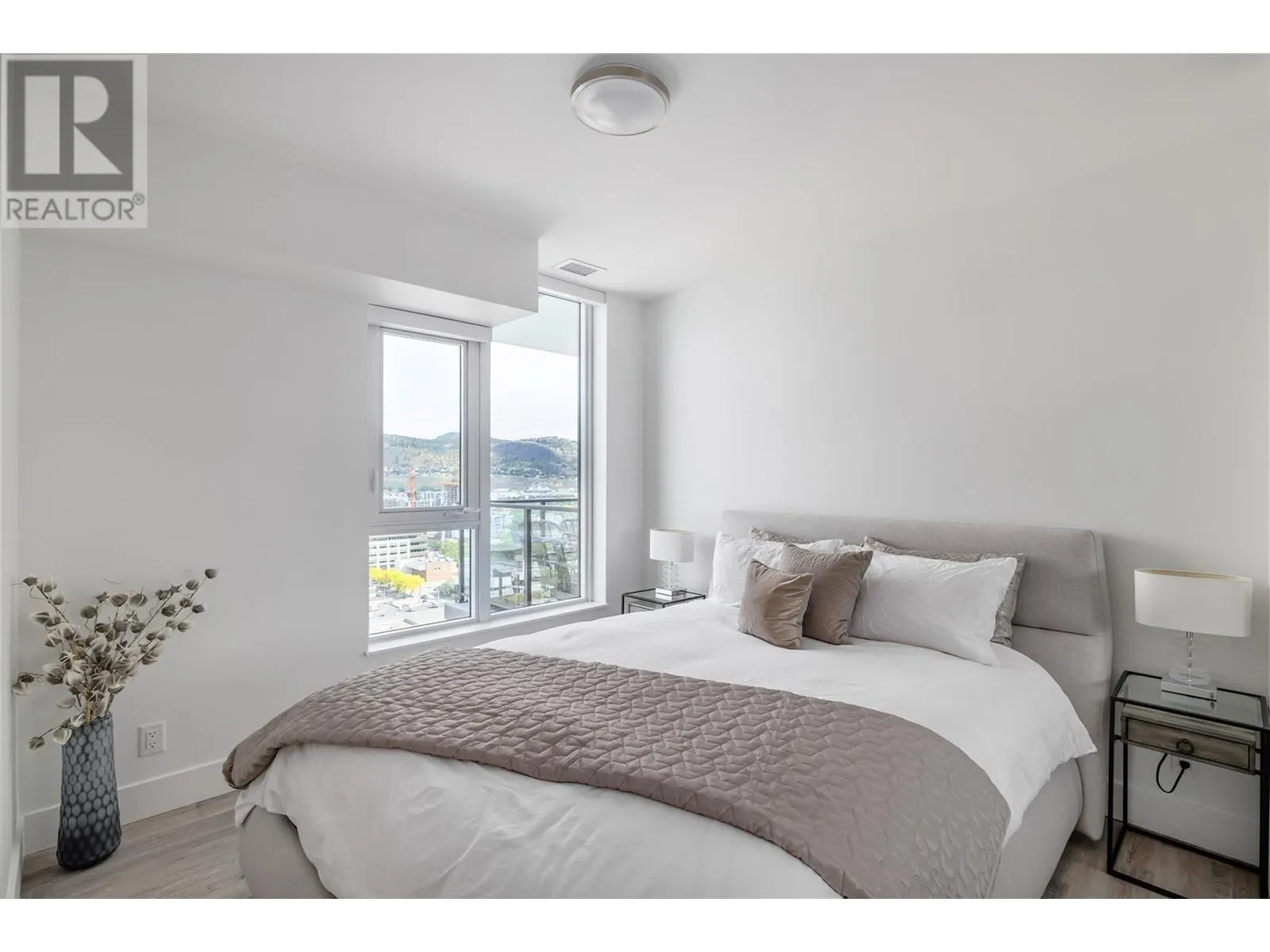1588 Ellis Street Unit# 2009