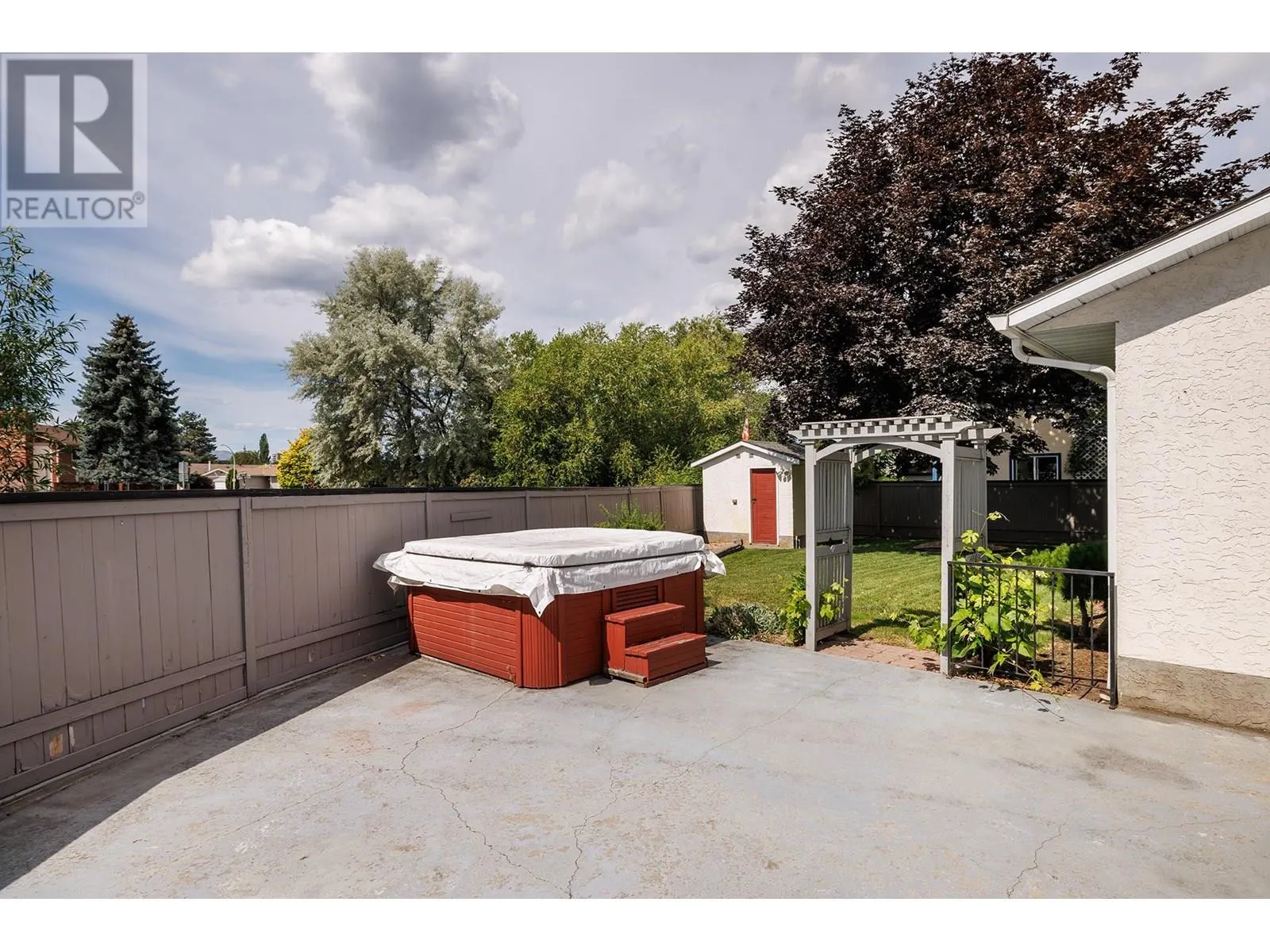 1089 Quesnel Road