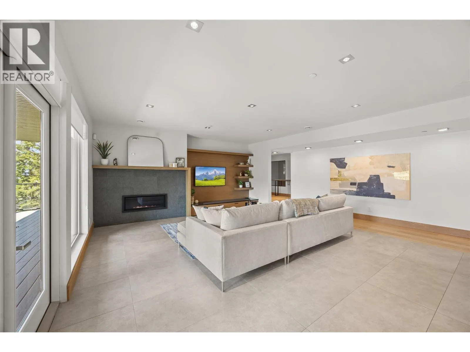 3322 Shayler Road