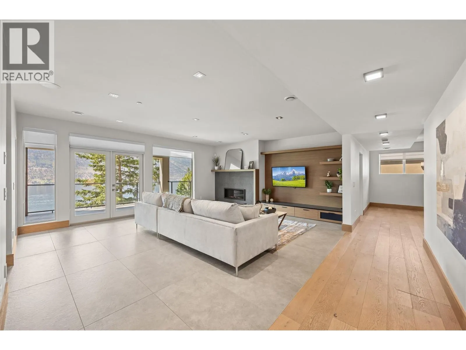 3322 Shayler Road