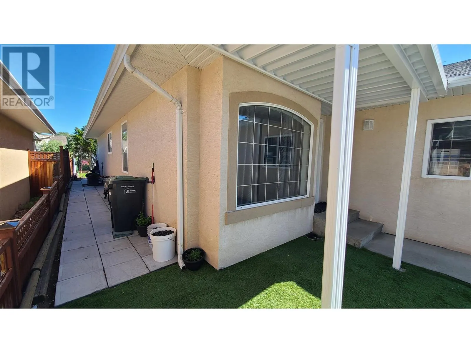 260 WILLOWS Place