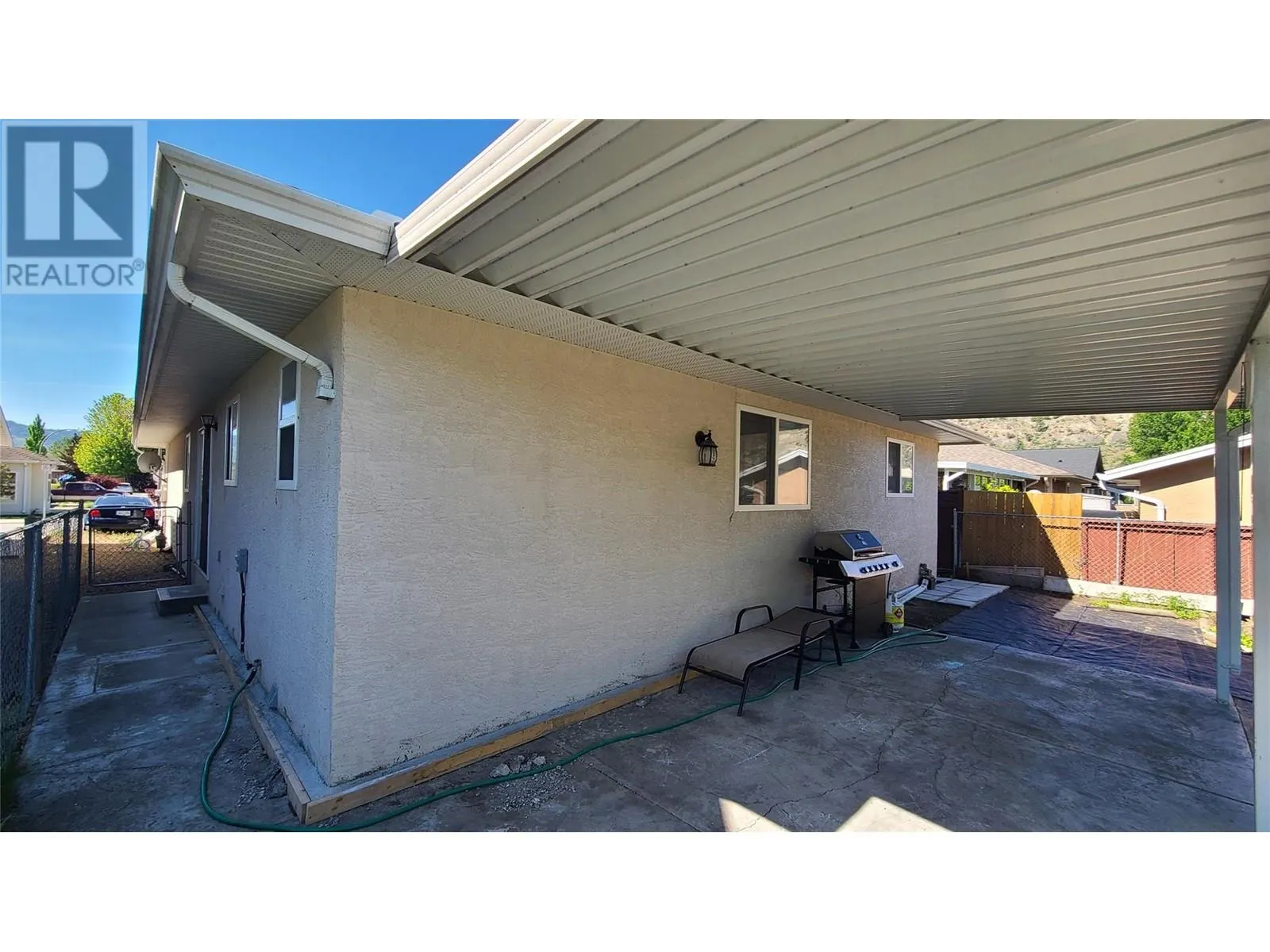 260 WILLOWS Place