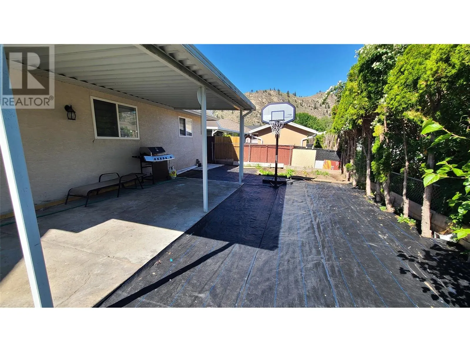 260 WILLOWS Place
