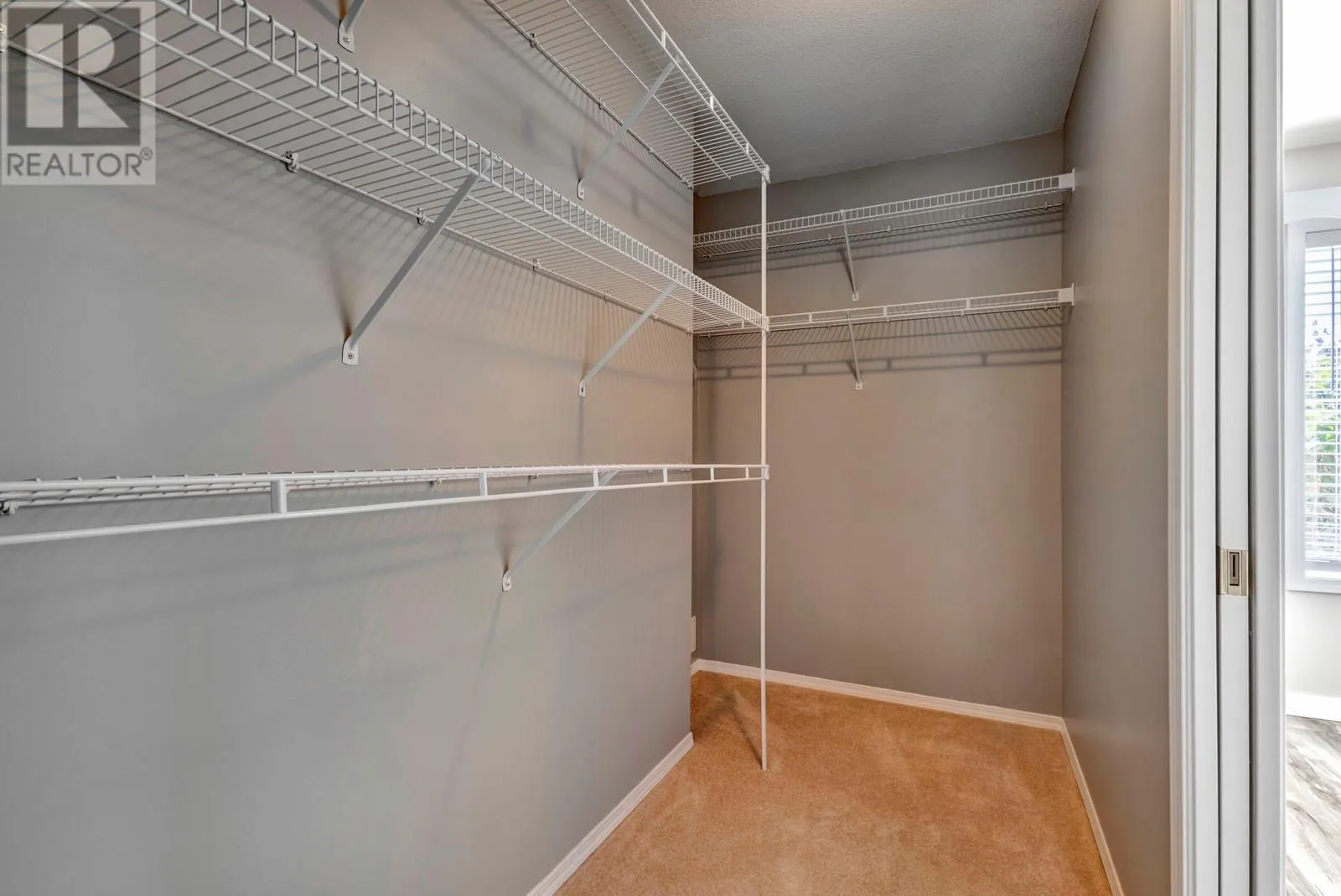 2250 Louie Drive Unit# 121