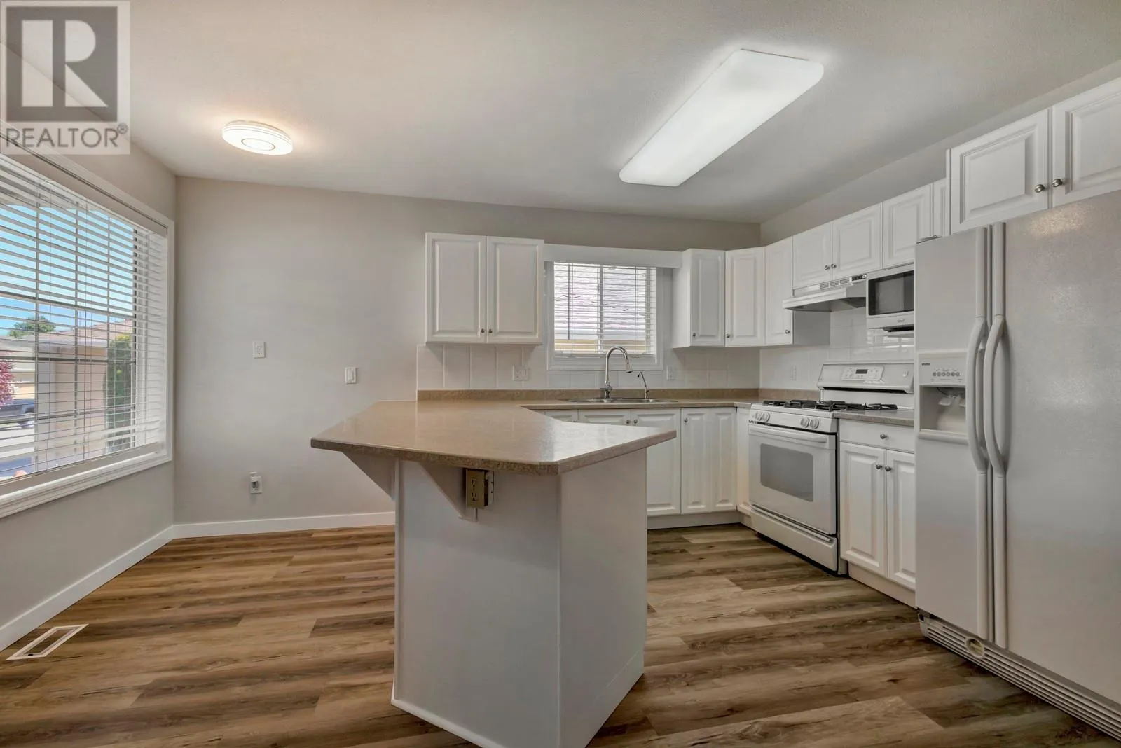 2250 Louie Drive Unit# 121